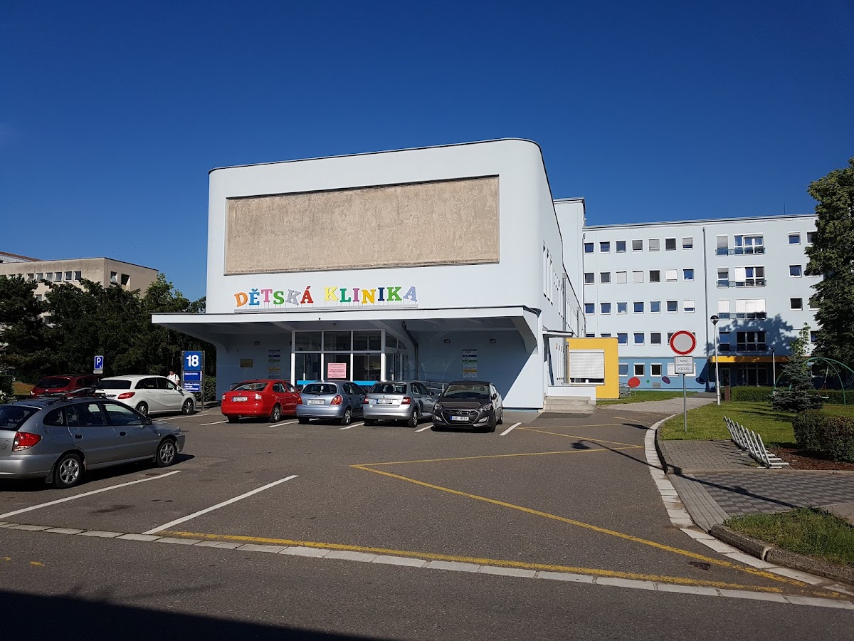Fakultní nemocnice Hradec Králové — Ambulance pro alkoholismus a jiné toxikománie - foto 4