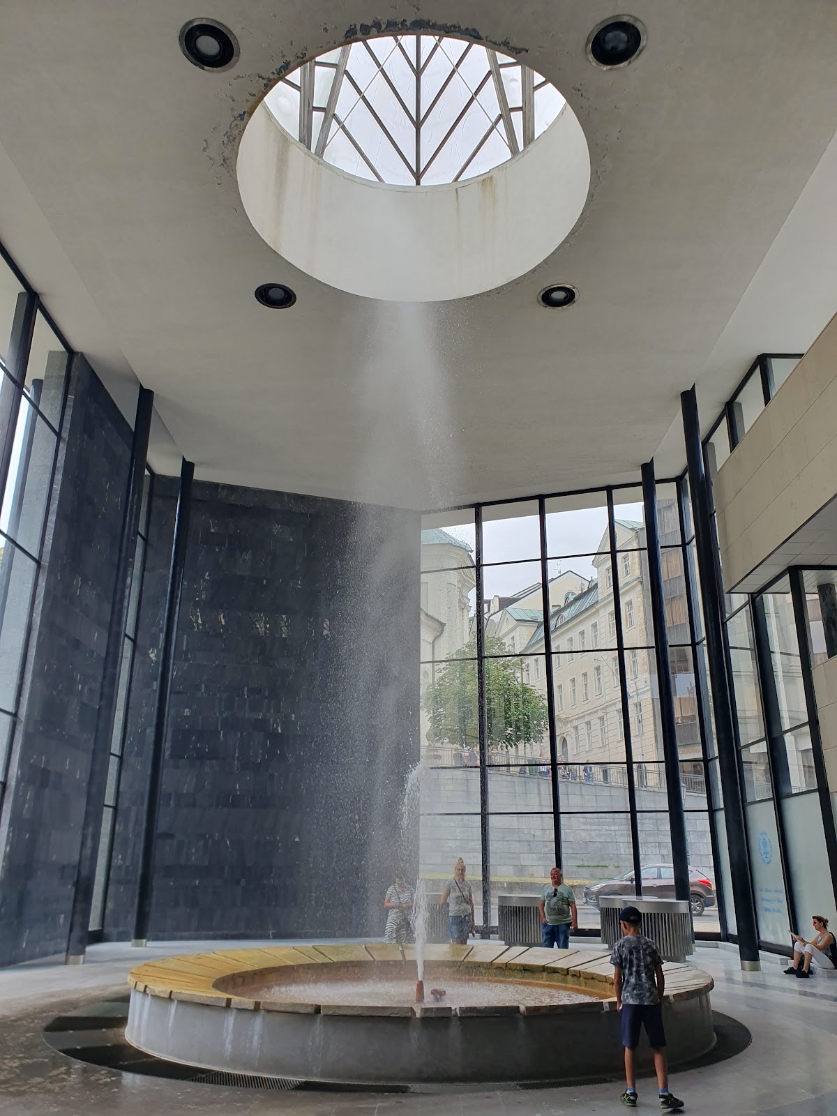 Karlovy Vary, Krajský školský koordinátor prevence - foto 5