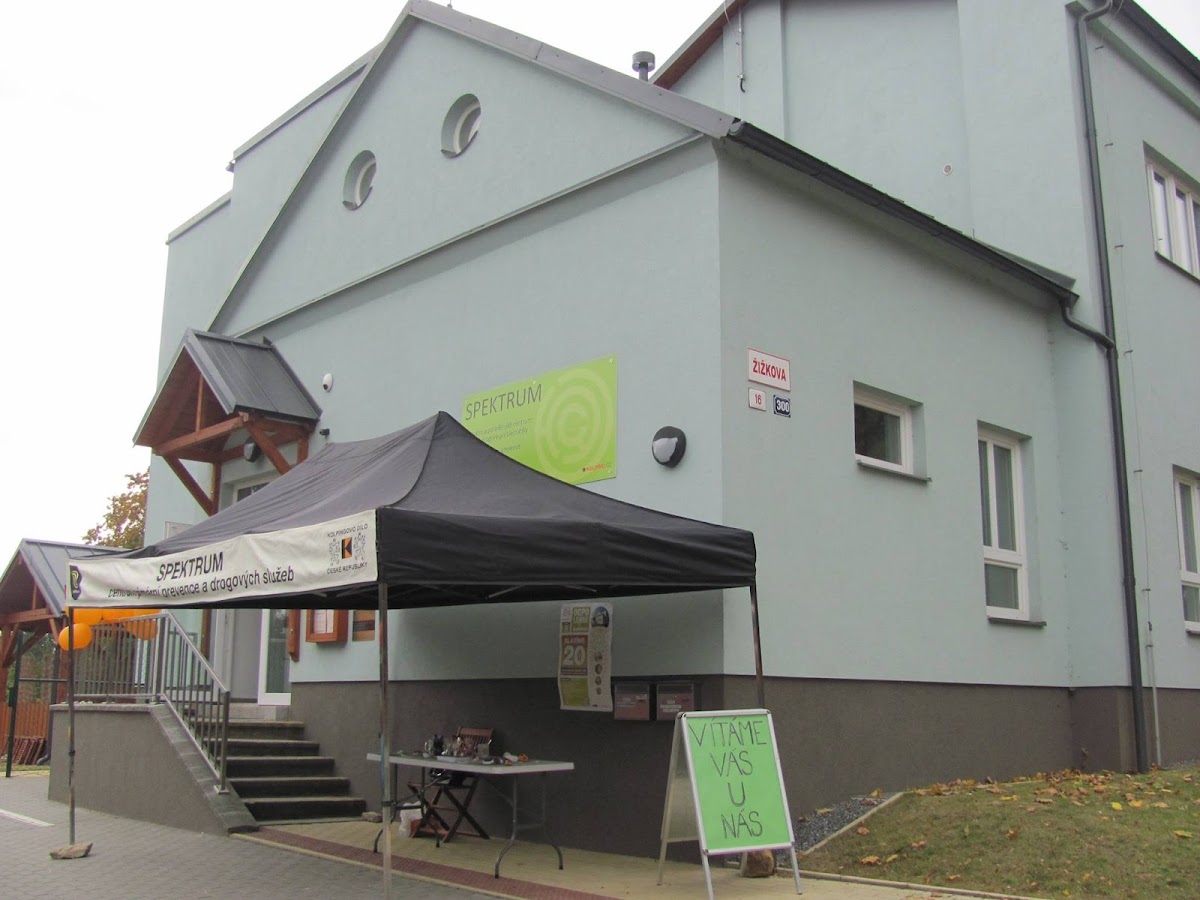 Kolpingovo dílo České republiky — Kontaktní centrum Spektrum - foto 1