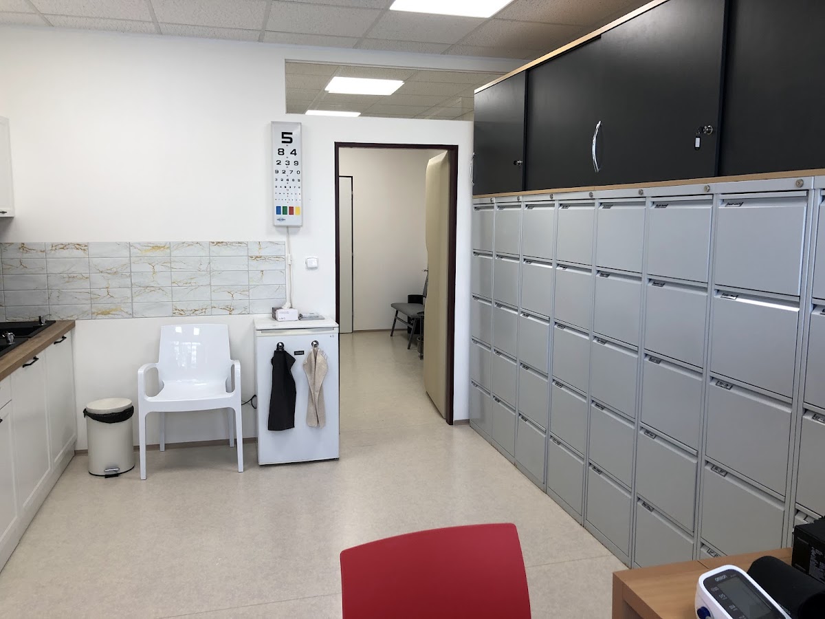 Kralupy nad Vltavou, Ordinace praktického lékaře - foto 2