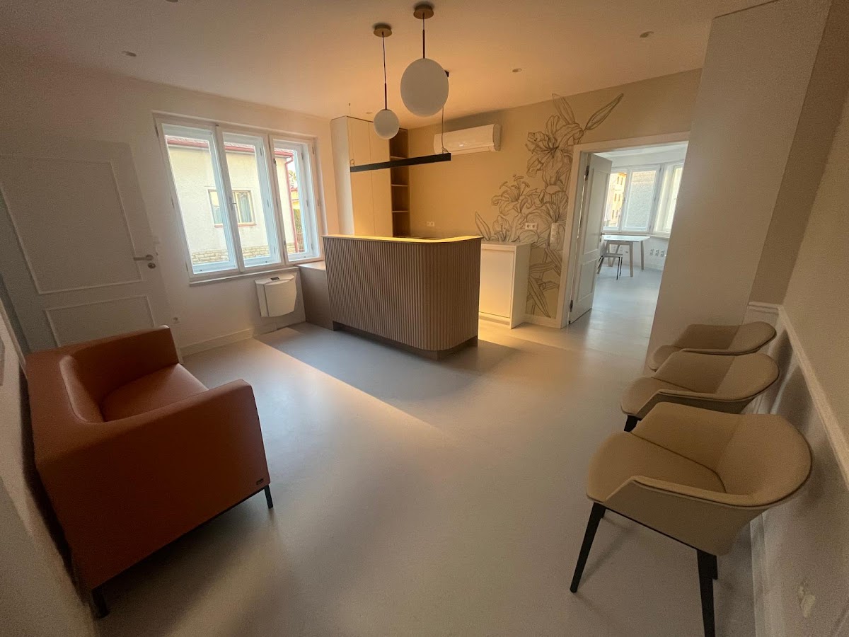 Nové Město nad Metují, Ordinace praktického lékaře - foto 1