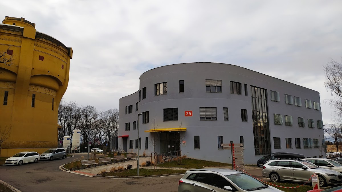 Pardubice, Centrum pro léčbu virových hepatitid při Infekčním oddělení Pardubické nemocnice - foto 4
