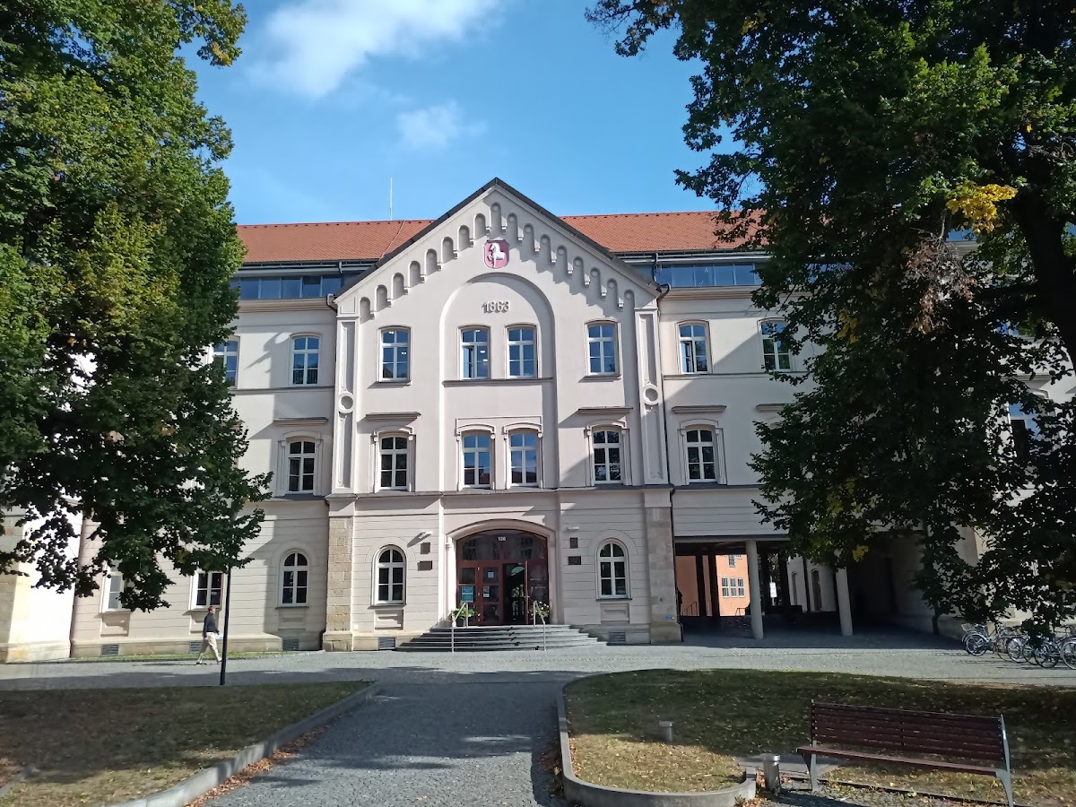 Pardubice, Krajský školský koordinátor prevence - foto 1