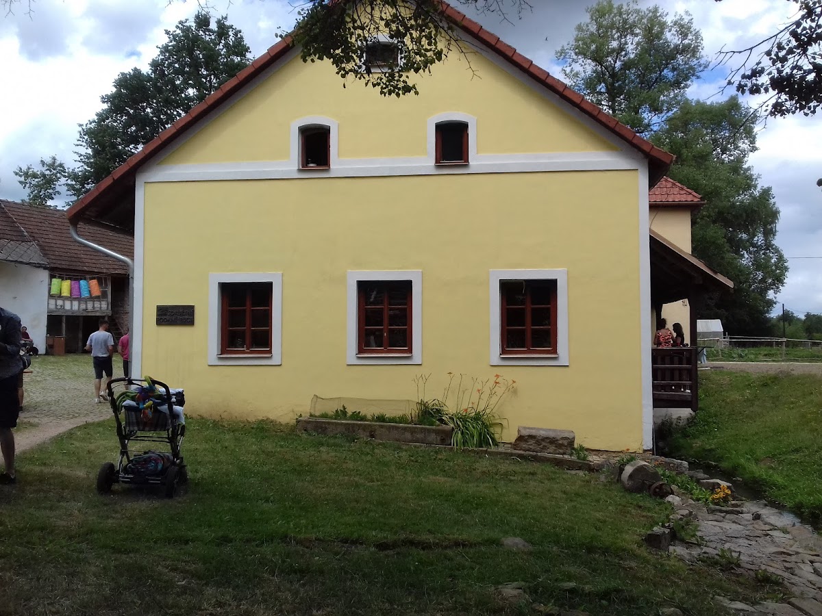Společnost Podané ruce — Terapeutická komunita v Podcestném Mlýně - foto 4